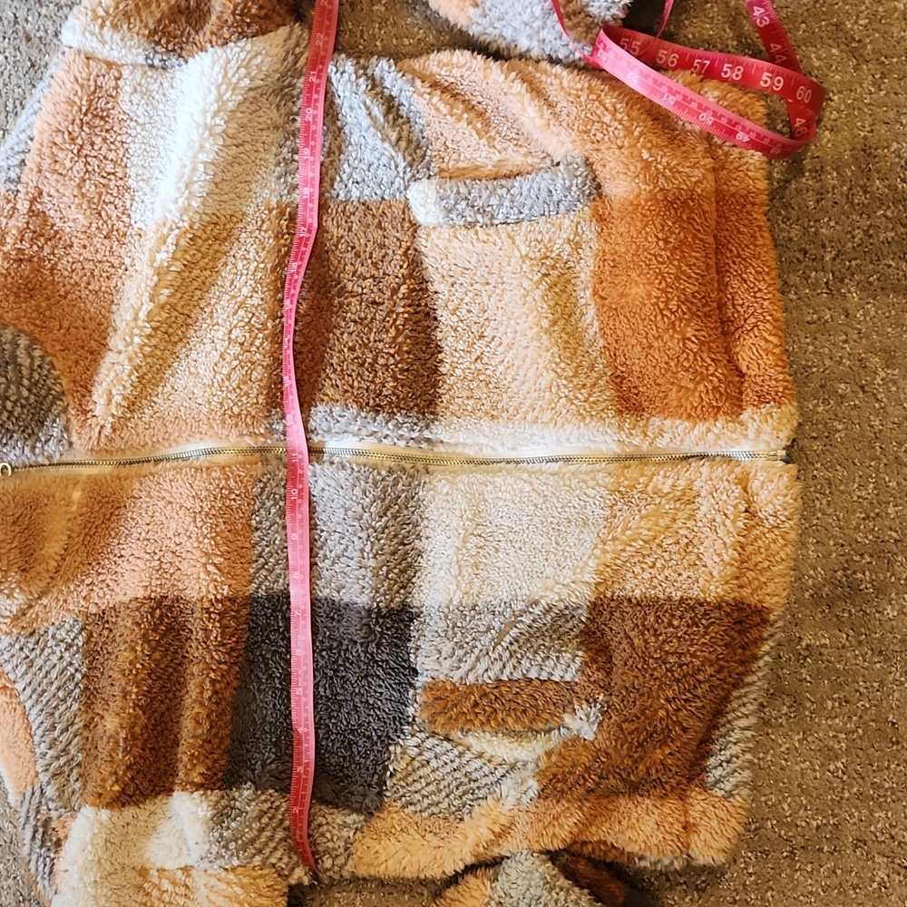 Thread & Supply - Picture 6 of 8